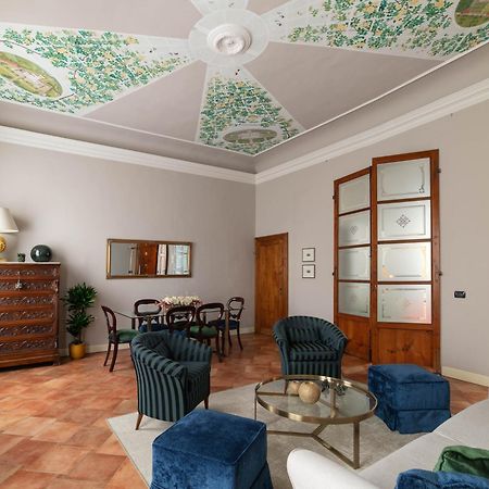 Aparthotel Palazzo Alfani - Residenza D'Epoca Florencia Exterior foto