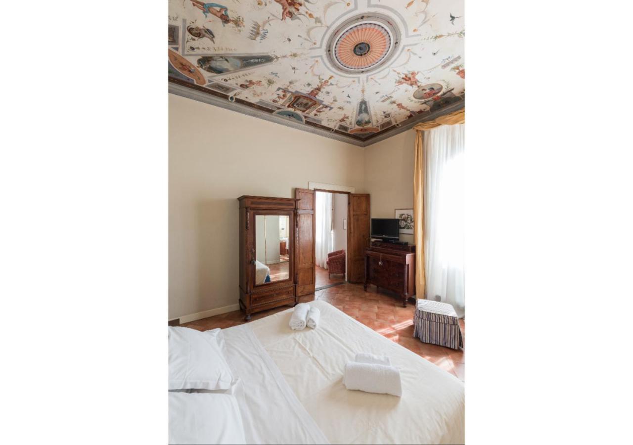 Aparthotel Palazzo Alfani - Residenza D'Epoca Florencia Exterior foto